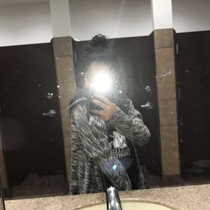 Meet your Posher, Hailey